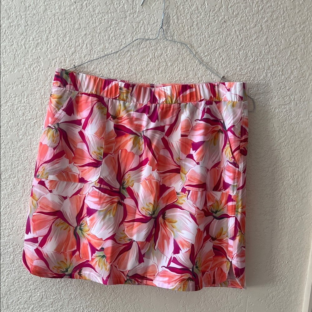 Chico’s size 8. Floral Pink and Orange Women's Skirt